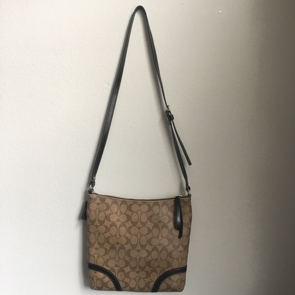 Coach cream, tan and brown crossbody bag - Picture 2 of 7